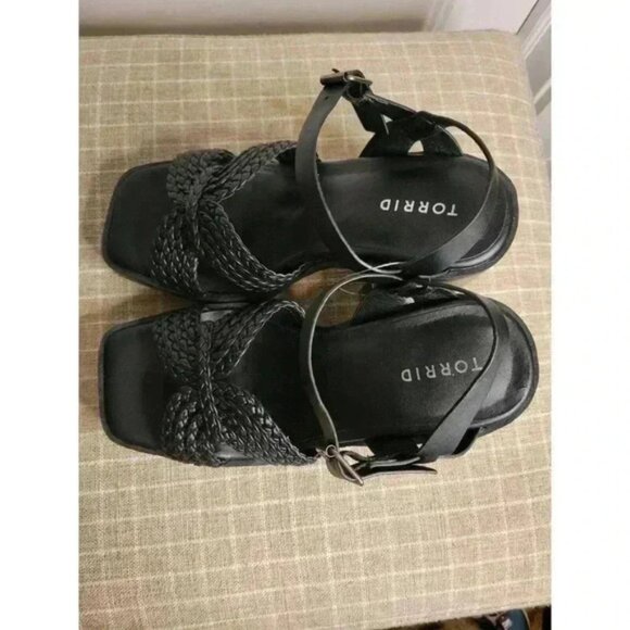 Women's Torrid Black Strap Braided Platform Heeled Sandals Size 7.5 NWOB - Picture 4 of 6